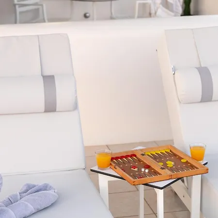 Panos Parikia Apartment Páros