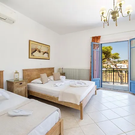 Panos Parikia Apartment