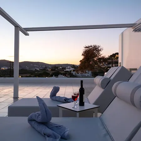 Panos Parikia Πάρος