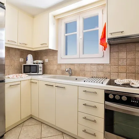 Panos Parikia Páros