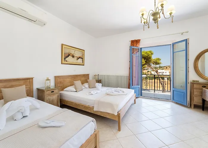 Panos Parikia 公寓